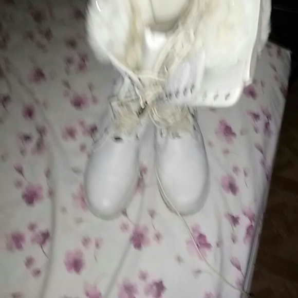 Timberland - Picture 2 of 4